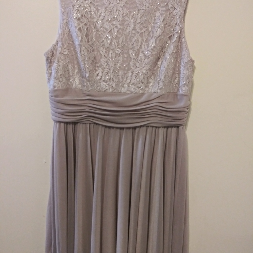 Champagne evening with specs of gold